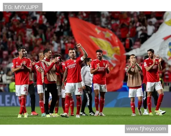 欧联杯精彩对决多特蒙德大胜曼联帽子戏法点燃全场激情