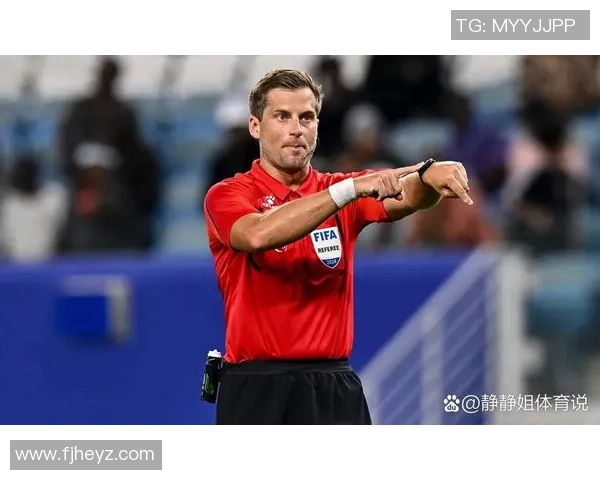 那不勒斯友谊赛大胜波尔图五球争议判罚引发全场热议