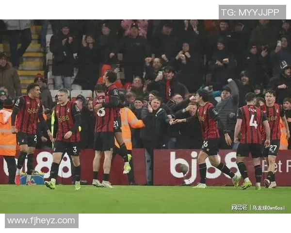 意甲激战：利物浦6-2大胜AC米兰乌龙球引发争议与全场沸腾