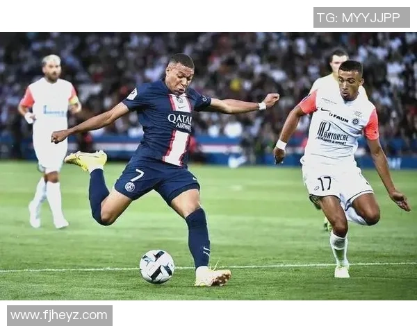 欧联杯惊现冷门巴黎圣日耳曼与曼联激战成平局引发全场震惊